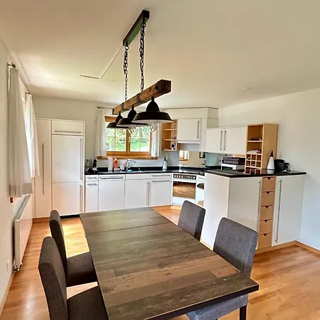 Hoehwald - Maranerhang Apartment Arosa